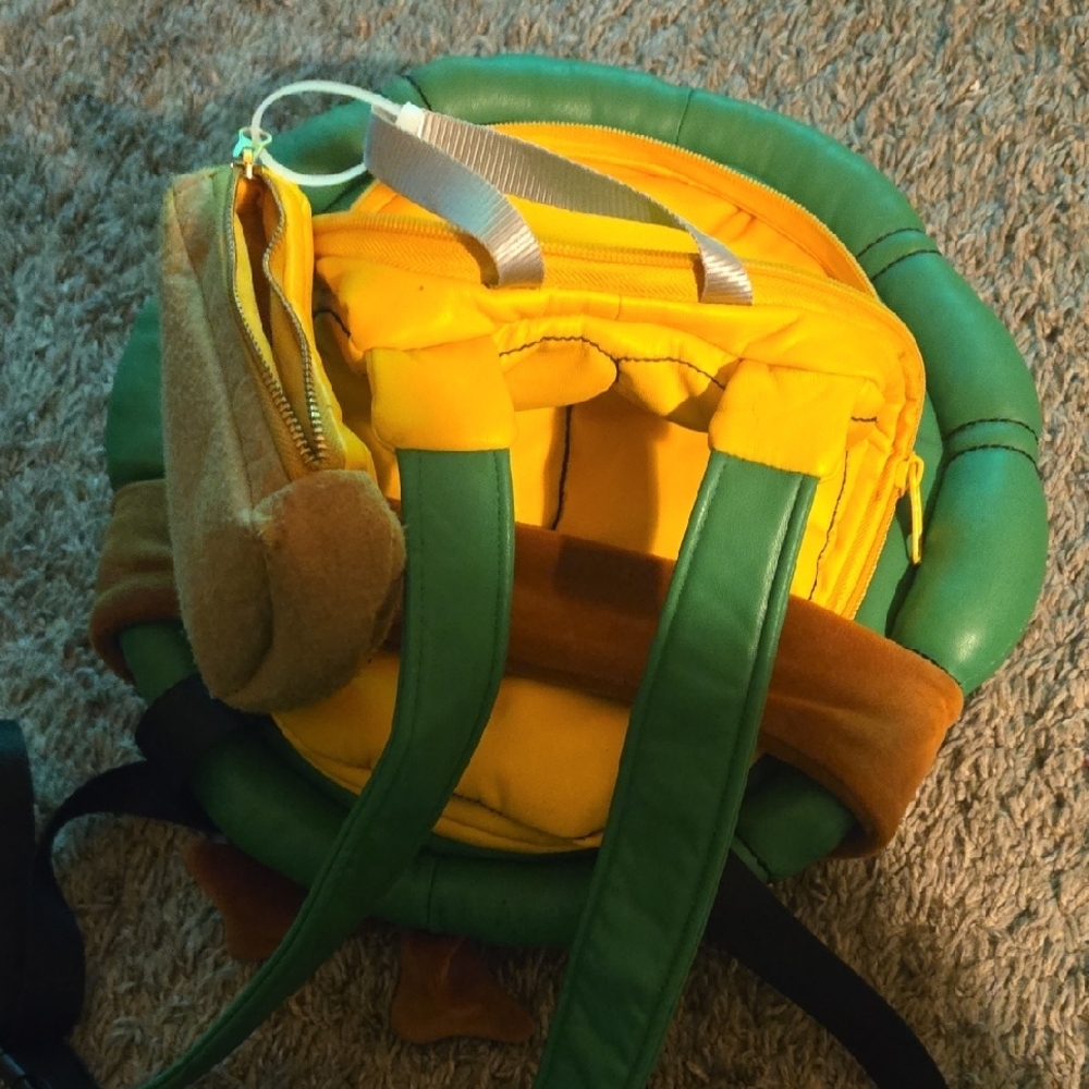TMNT BackPack - Picture 2 of 2